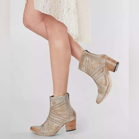 Freebird NELLE Studded Distressed Snake Skin Leather Boots - Size 7 - Picture 4 of 12